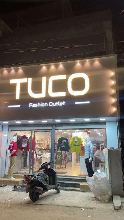 TUCO fashion outlet business photograph