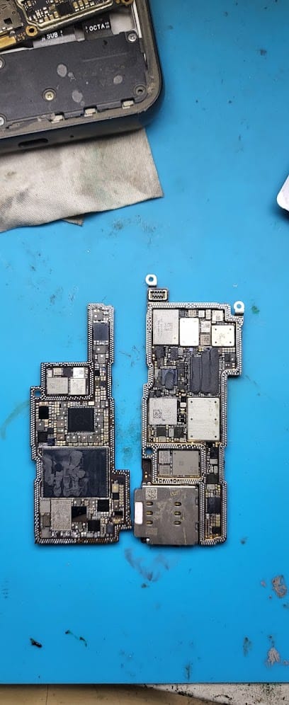 Agnisio Mobile Repair & MacBook Repair & Service Center business photograph