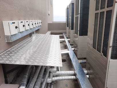 Green Air Ref & air conditioning business photograph