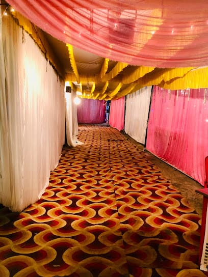 DK TENT HOUSE business photograph