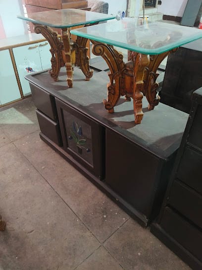 Second Hand Furniture/ Old Furniture Buyers - Cash for Furniture business photograph