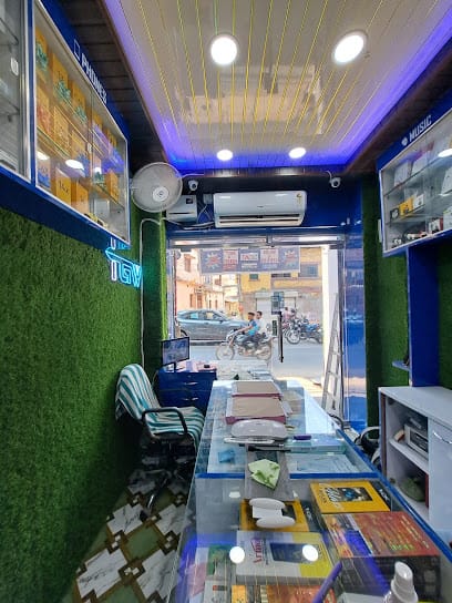 THE GADGET WORLD-best mobile showroom in Sambalpur business photograph