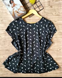 Thrifts By Dolly's Premium Thrift/Okrika Store business photograph