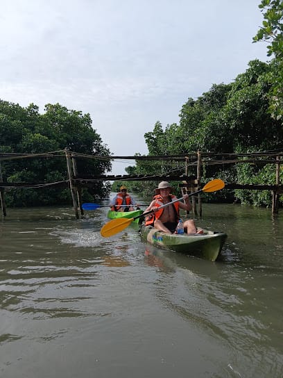 Luminance water sports business photograph