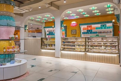 HanuRam Foods - Chakli Circle business photograph