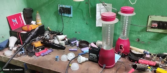 New Electronics Repair shop business photograph