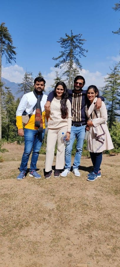 Kiran Trek & tour business photograph