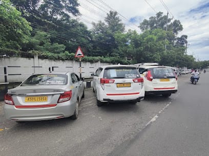 Jumbo Safari Best Car Hire,Tempo Traveller Hire, Innova Crysta hire, Ertiga Hire business photograph