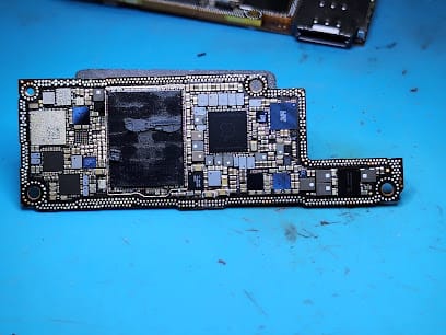 Krishna Mobile IPhone Repair business photograph