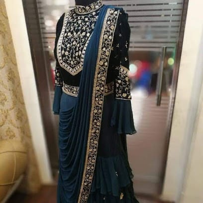 KHUSHI BOUTIQUE 👉 𝗪𝗛𝗢𝗟𝗘𝗦𝗔𝗟𝗘 𝗦𝗧𝗢𝗥𝗘 𝗜𝗡 𝗝𝗔𝗠𝗦𝗛𝗘𝗗𝗣𝗨𝗥 business photograph