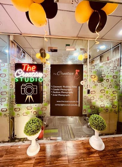 Akkie Art & Crafts business photograph