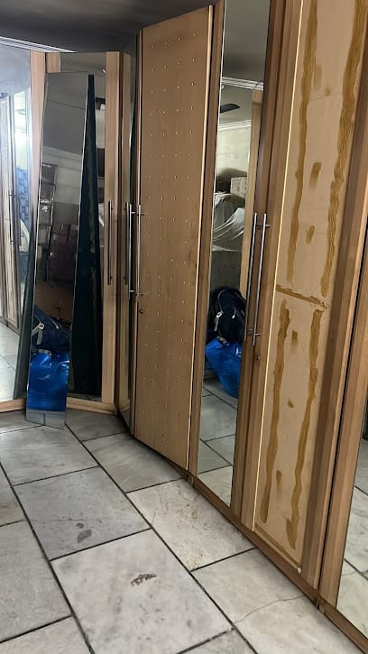 Old Furniture Buyer And Seller business photograph