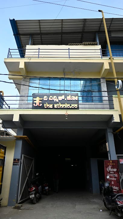 TheEthnic.Co | XS to 8XL | Festive & wedding outfits | 1000+ styles | Made to measure in 48 hours business photograph