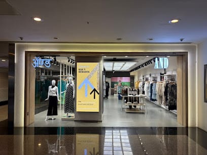 AND - Infiniti Mall business photograph