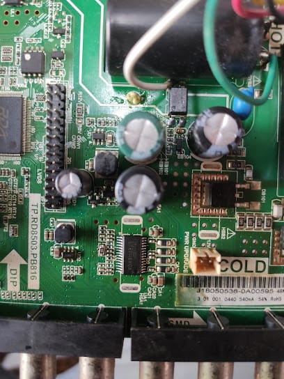 JDS electronics & technologies business photograph