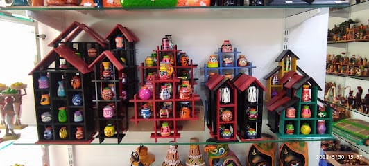 Kondapalli Bommalu Toys and Gifts : కొండపల్లి బొమ్మలు business photograph