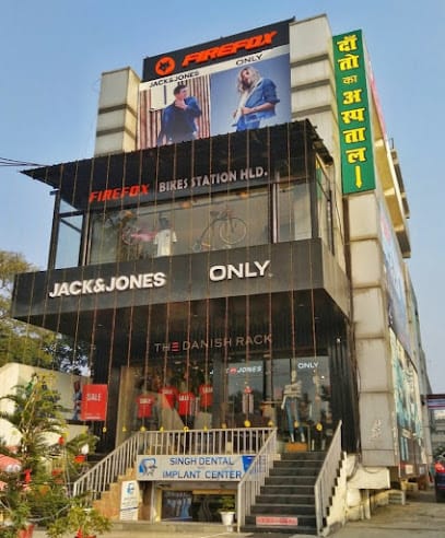 Bikes Station Haldwani | Firefox | Trek | Giant | Viva Fitness | EMotorad | Hero Lectro business photograph