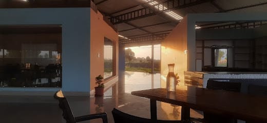 HOTEL 4 WAY FAMILY RESTAURANT business photograph