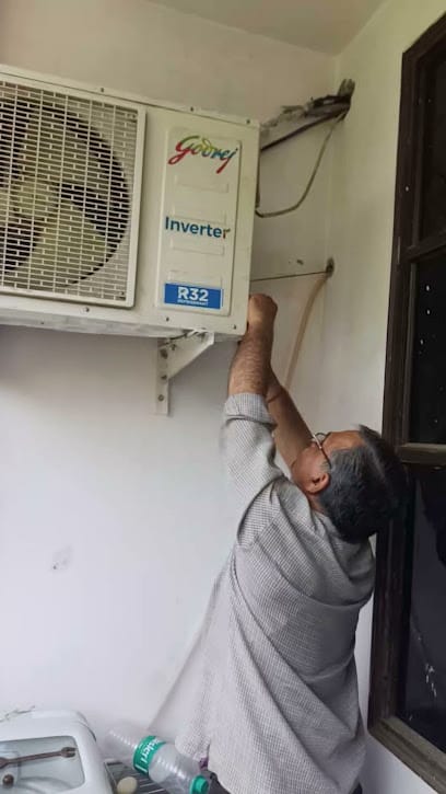 Everest Cooling System business photograph