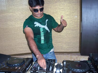 DJ Harry Vadodara business photograph