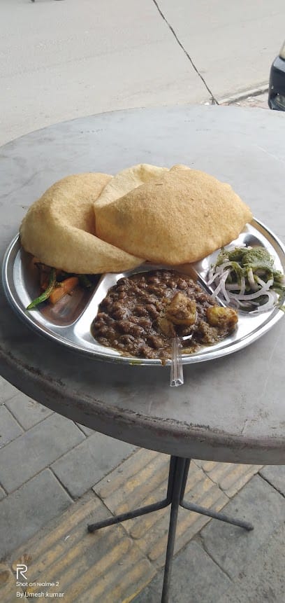 Sitaram Ke Special Chole Bhature business photograph