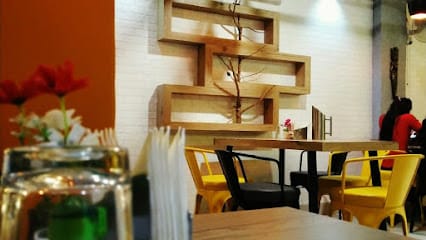 Mr Foodiee Monk business photograph