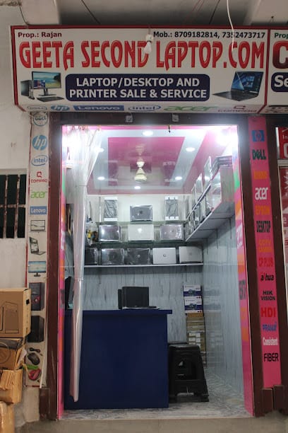 Geeta Second Laptop business photograph