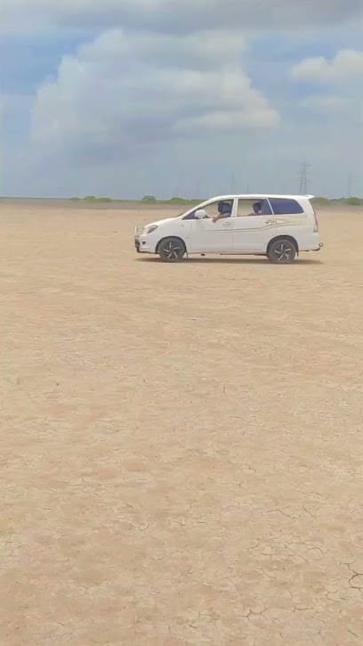 COOL HOUSE home appliances sales and service business photograph