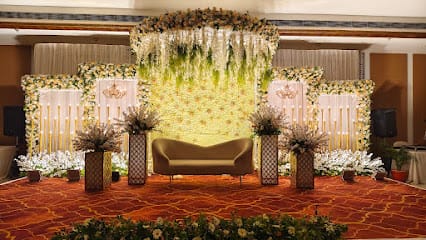 ELEGANT EVENTS business photograph