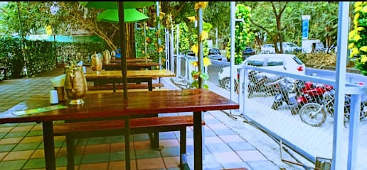 Shrimant Misal Aani Barech Kahi, Abhimaanshri business photograph