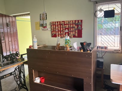 IKI BOUTIQUE business photograph