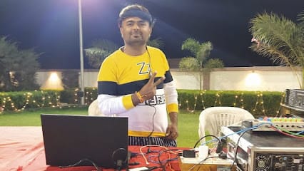 Dj dharmil business photograph