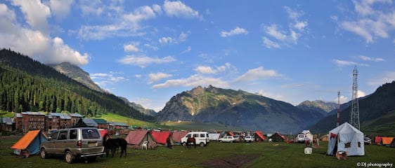 TRAVEL XPLORER Taxi Hire Service Srinagar Kashmir business photograph