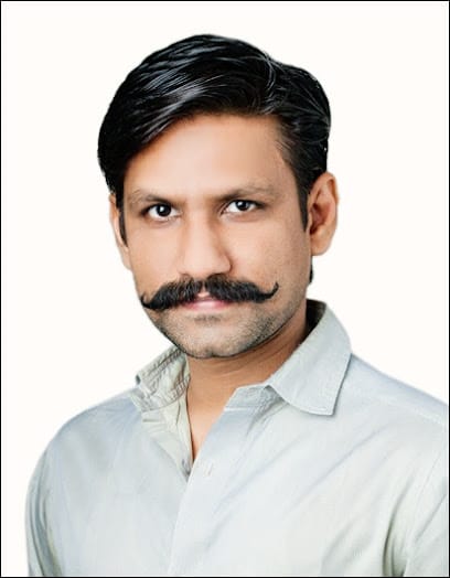 Detective Agency in Ahmedabad | SNOOPS DETECTIVES INDIA LLP. | Detective Abhishek Rami | Private Investigator in Ahmedabad business photograph