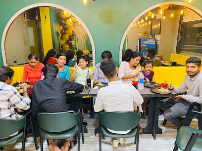 Smile 'n' Bite Restaurant business photograph