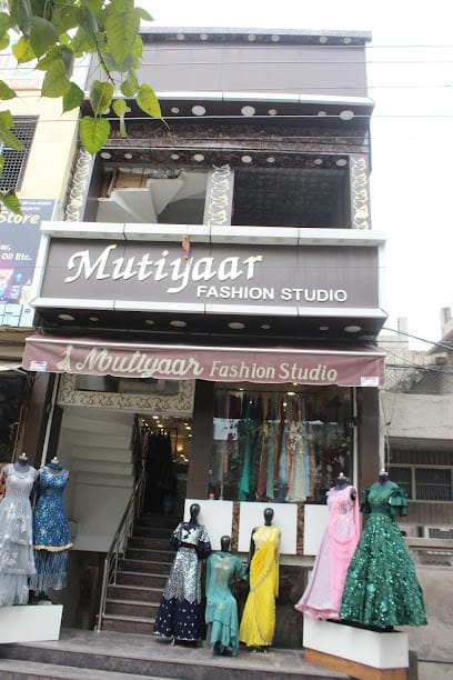 MUTIYAAR FASHION STUDIO business photograph