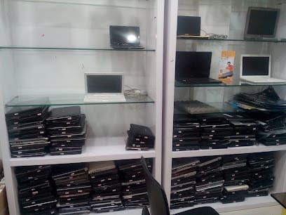 SRM Maximus business photograph