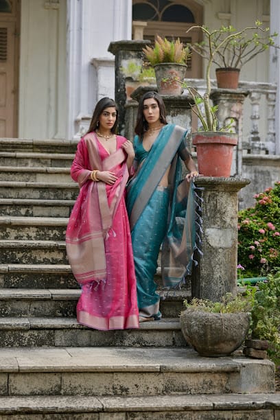 Vishnu Weaves business photograph