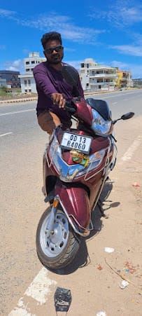 Laxmi Narayan Bike and Scooty Rental business photograph