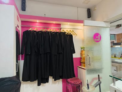 MJ Burkha alterations business photograph