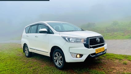 Thrayambaka Travels Mangalore business photograph