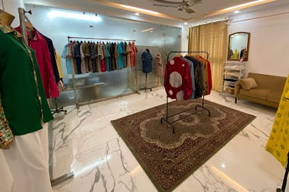 NAVELI - Best Boutique Near You business photograph