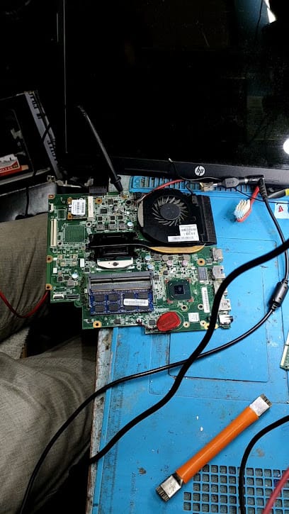 Bhavan Electronics - All Laptops, Mobiles Sales, Chip Level Repair Services and Training Institute In Trichy business photograph