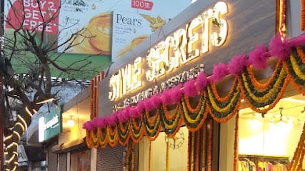 STYLE SECRETS business photograph