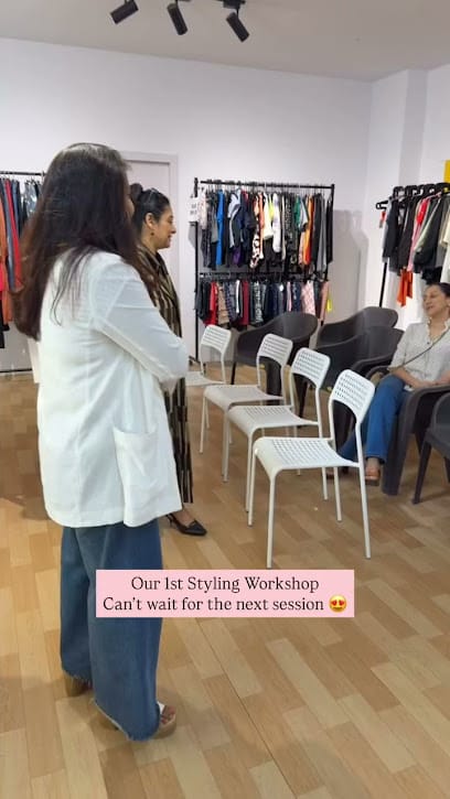 Thrift Store by Swap Fashions business photograph