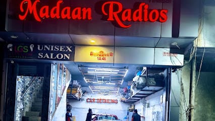Madaan Radios - CAR CUSTOMISATION CENTER business photograph