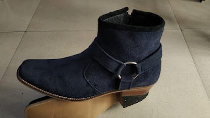 Shoe palace business photograph