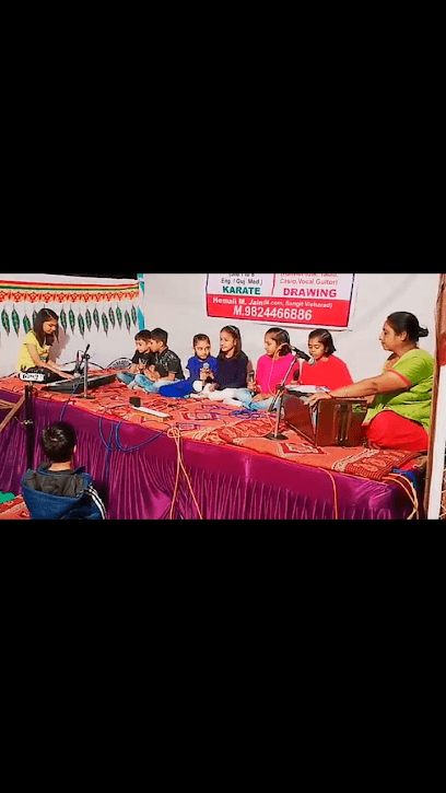 ARIHANT Classes business photograph