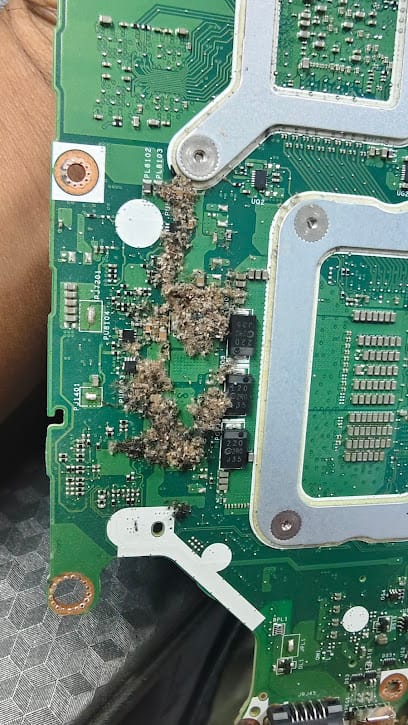 Laptop chip levl repair and laptop repair training(Tara services) business photograph