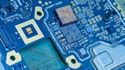 Raja Cell Point business photograph